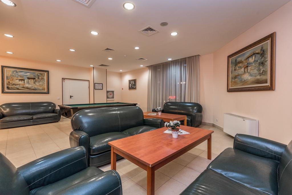 בנסקו Hotel Hermes מראה חיצוני תמונה